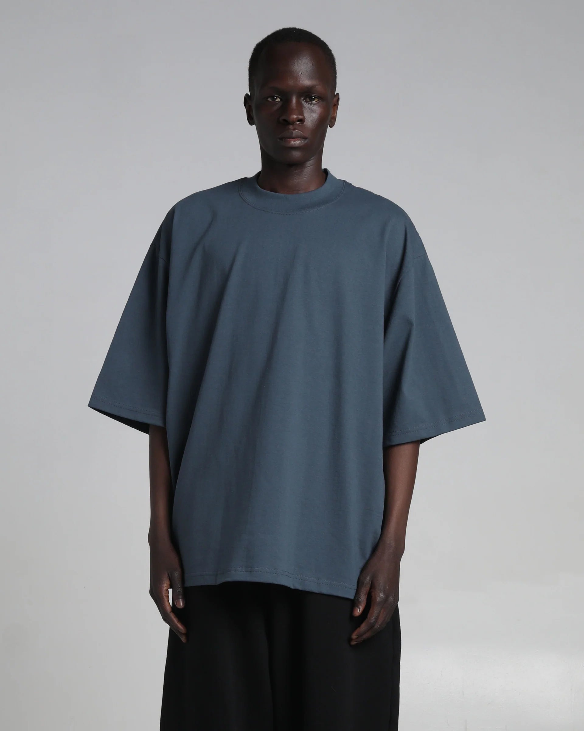 Shaka Wear Unisex Max Heavyweight Oversized T-Shirt - SHMHO